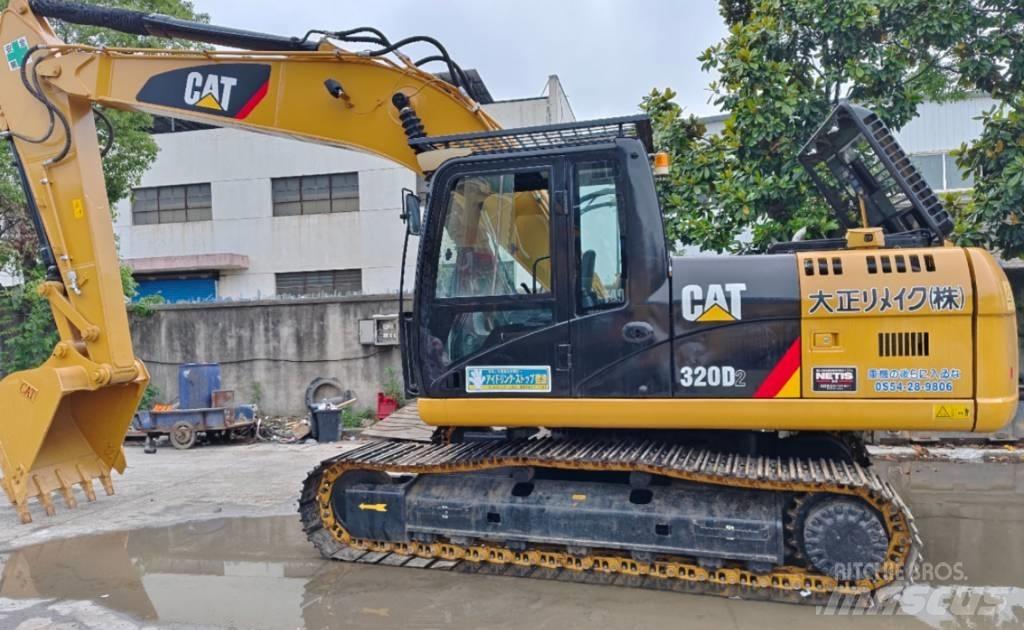 CAT 320 D2 Гусеничные экскаваторы