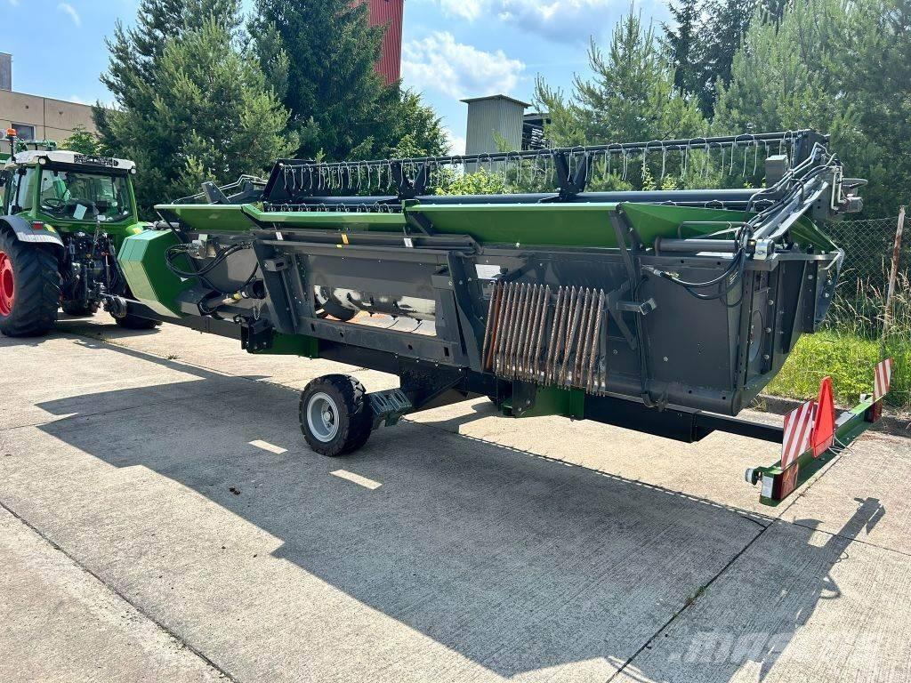 Fendt CORUS 522 MCS Зерноуборочные комбайны