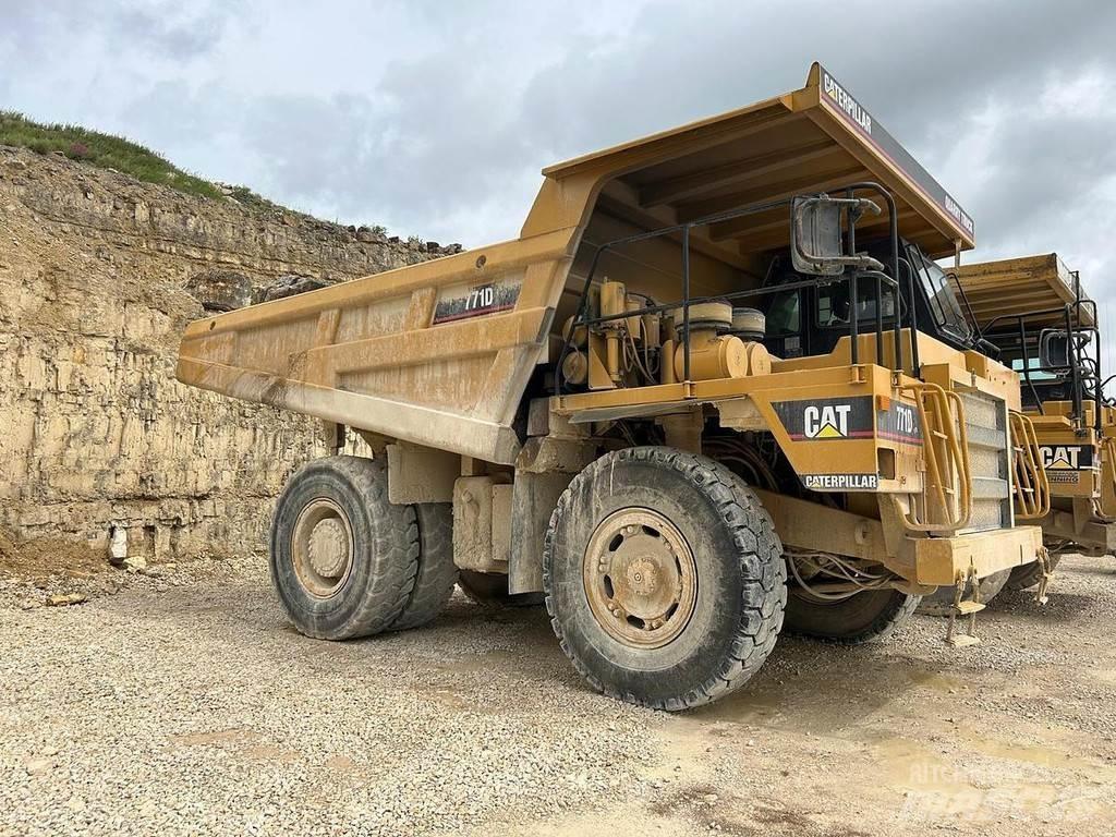 CAT 771D Мини-самосвалы
