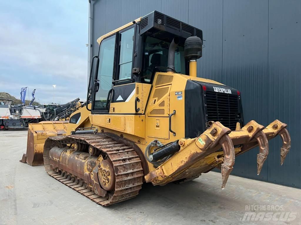 CAT 963D Гусеничные фронтальные погрузчики