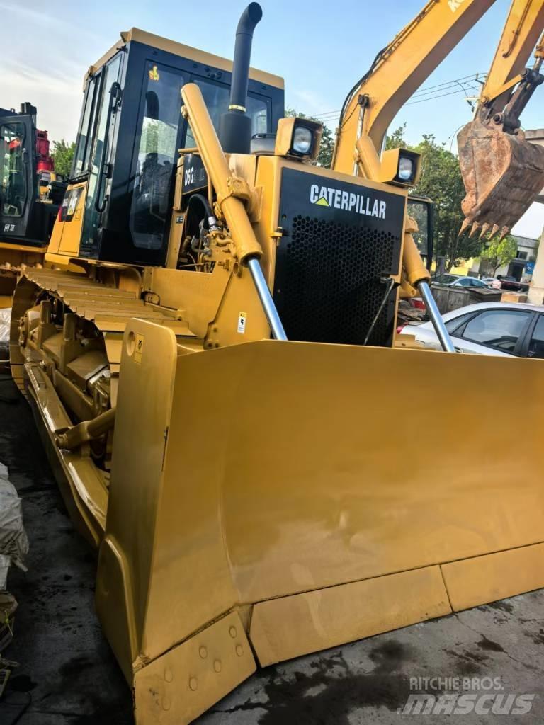 CAT D6G Гусеничные бульдозеры