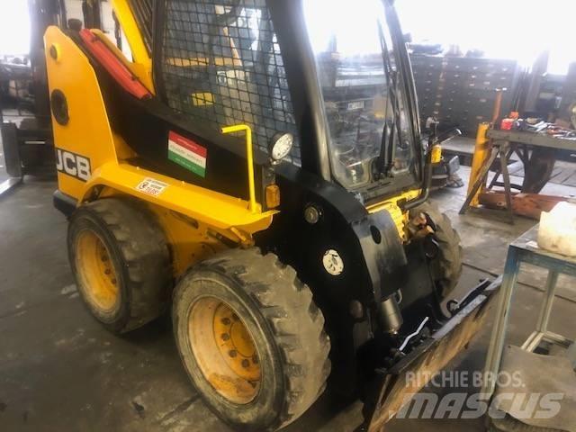JCB Robot 170 Малые погрузчики