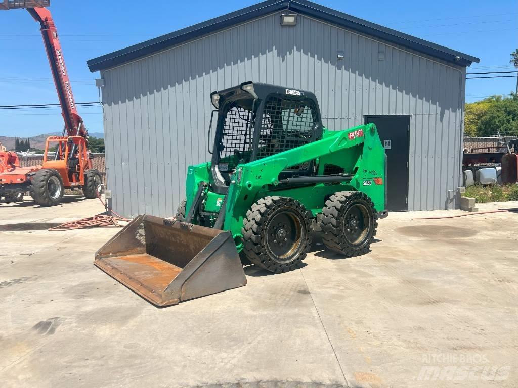 Bobcat S630 Мини-погрузчики