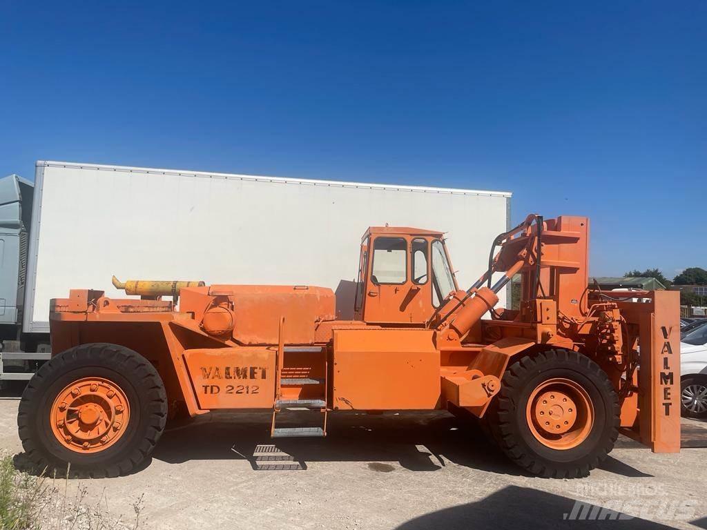 Valmet TD2212 Дизельные погрузчики
