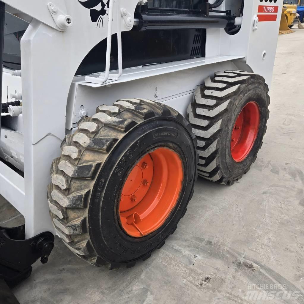 Bobcat S 300 Мини-погрузчики