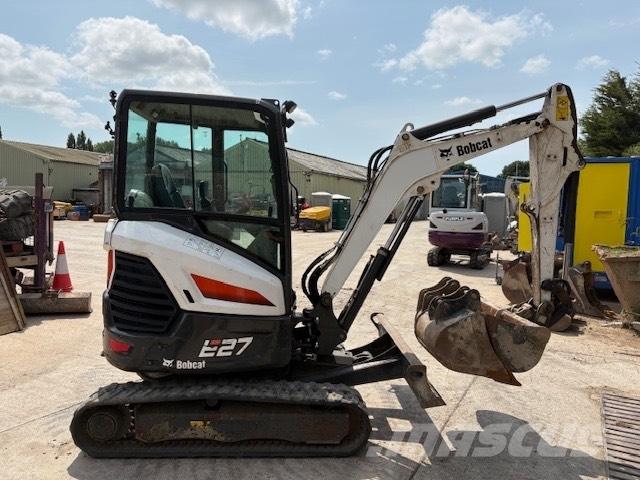 Bobcat E 27 Мини-экскаваторы