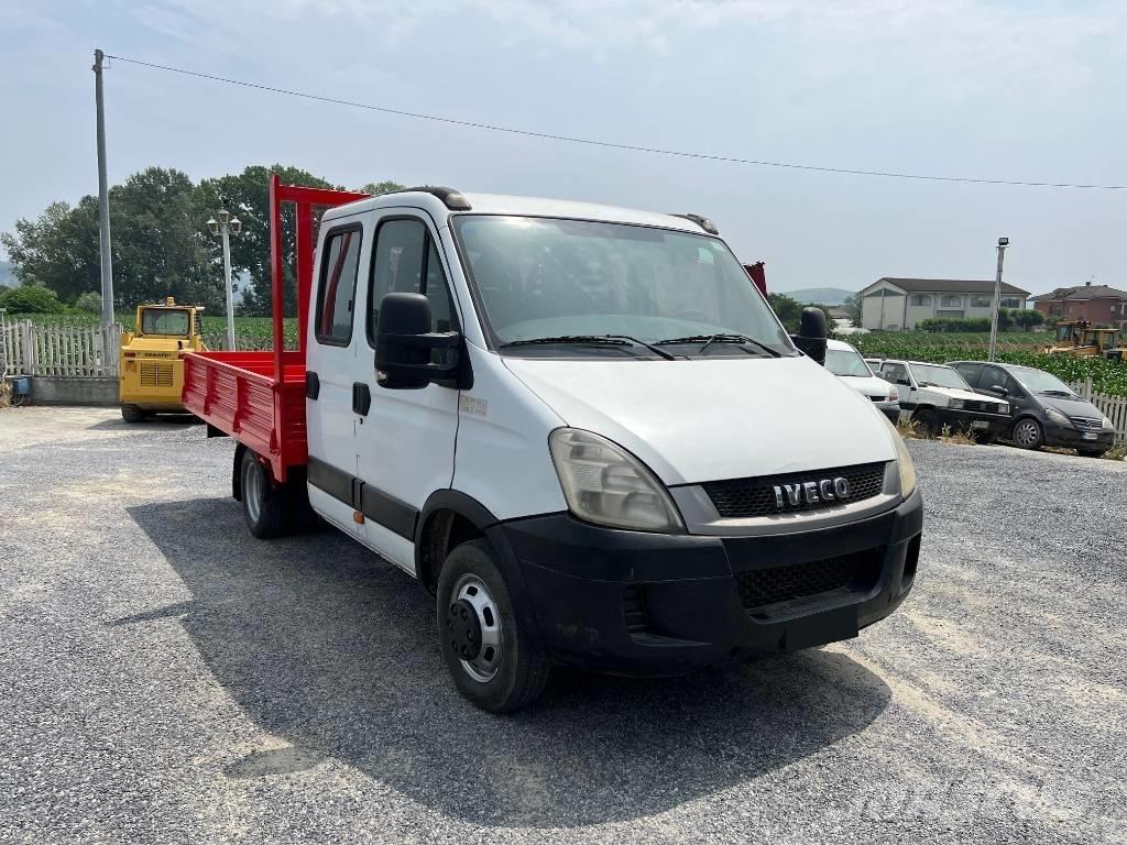 Iveco Daily 35-110 Грузовики-Фургоны