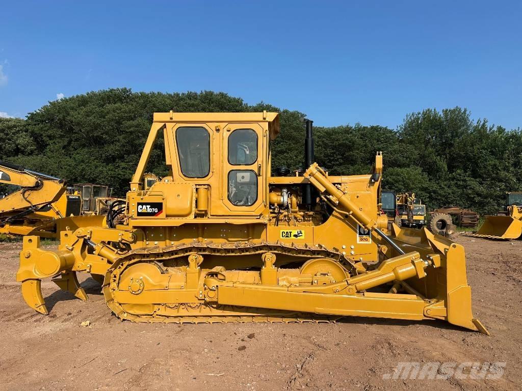CAT D7G Гусеничные бульдозеры