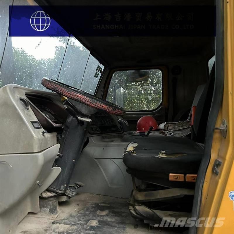 XCMG QAY 130 Автокраны