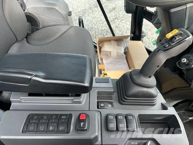 CAT 908 Фронтальные погрузчики