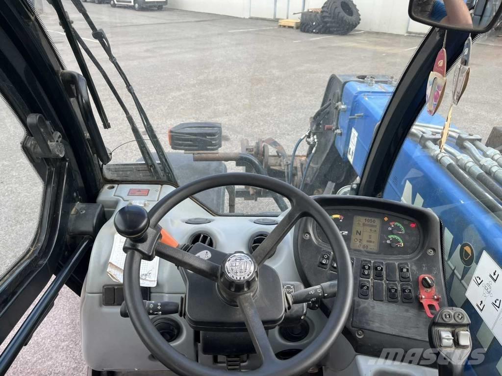 New Holland LM7.35 Сельскохозяйственные телескопические погрузчики