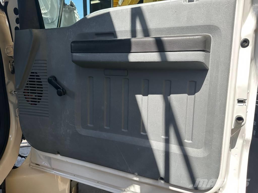 Ford F 750 SD Сельхозтехника - Другие