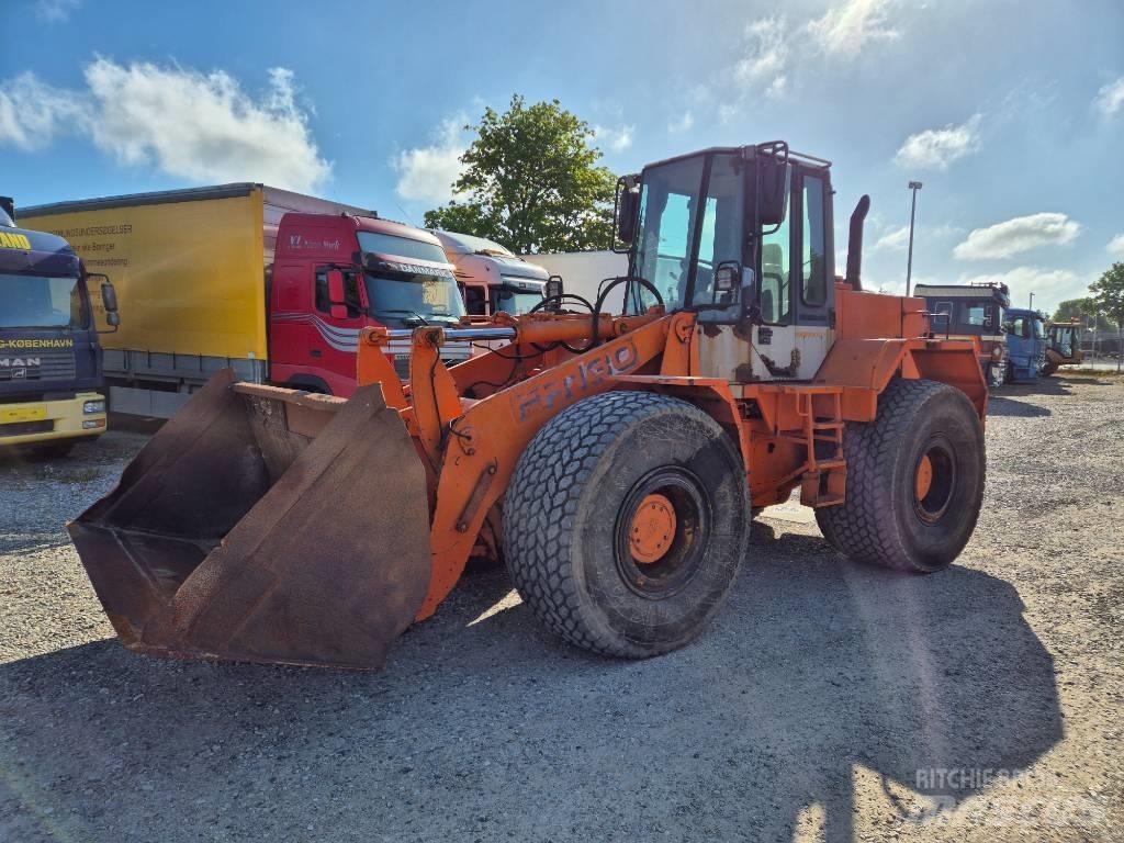 Hitachi FR 130 Фронтальные погрузчики