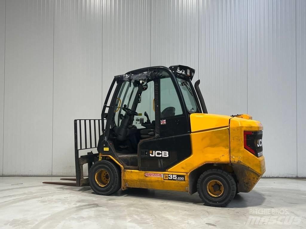 JCB TLT35-23D-2WD Дизельные погрузчики