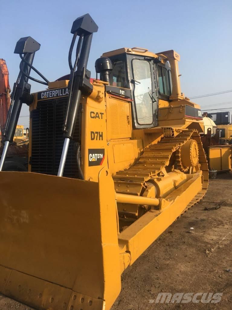CAT D7H Гусеничные бульдозеры