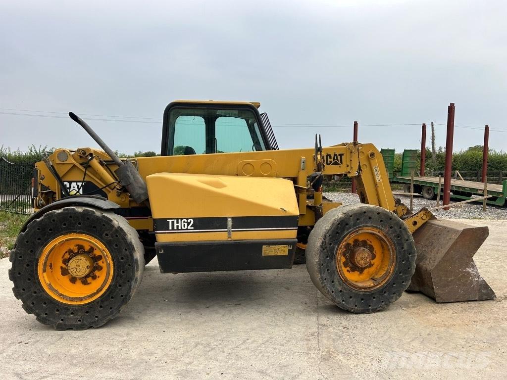 CAT TH 62 Телескопические погрузчики