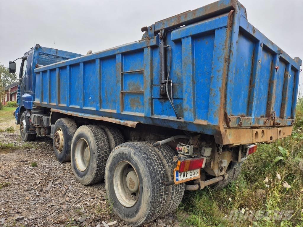 Sisu E14 Грузовики-Самосвалы