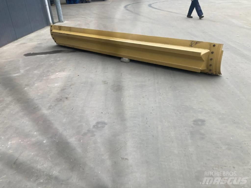 CAT 140M Moldboard Бульдозерные отвалы