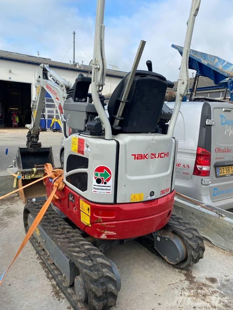 Takeuchi TB 210 Мини-экскаваторы