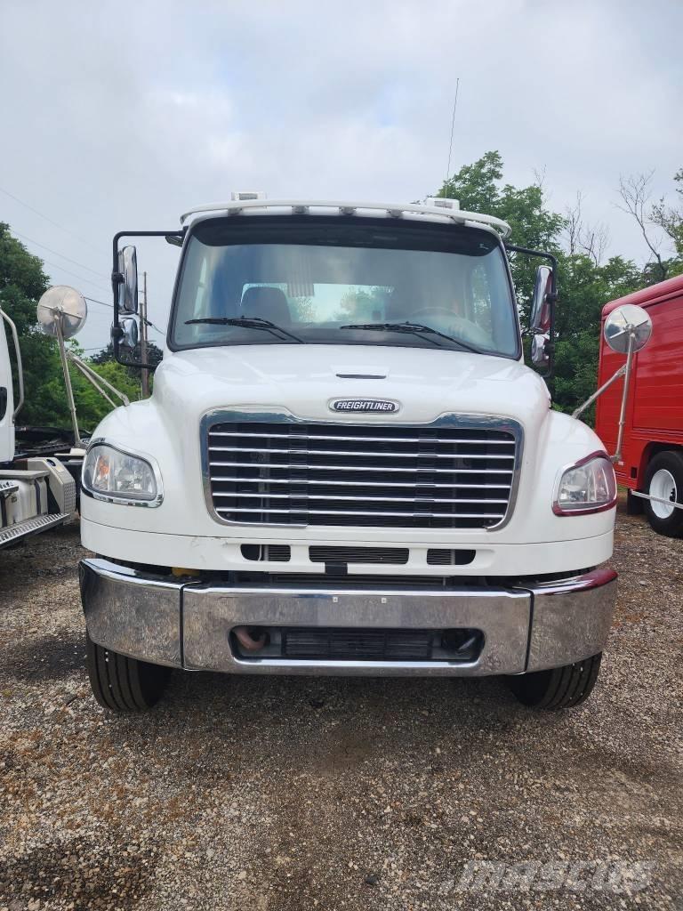 Freightliner M2 Седельные тягачи