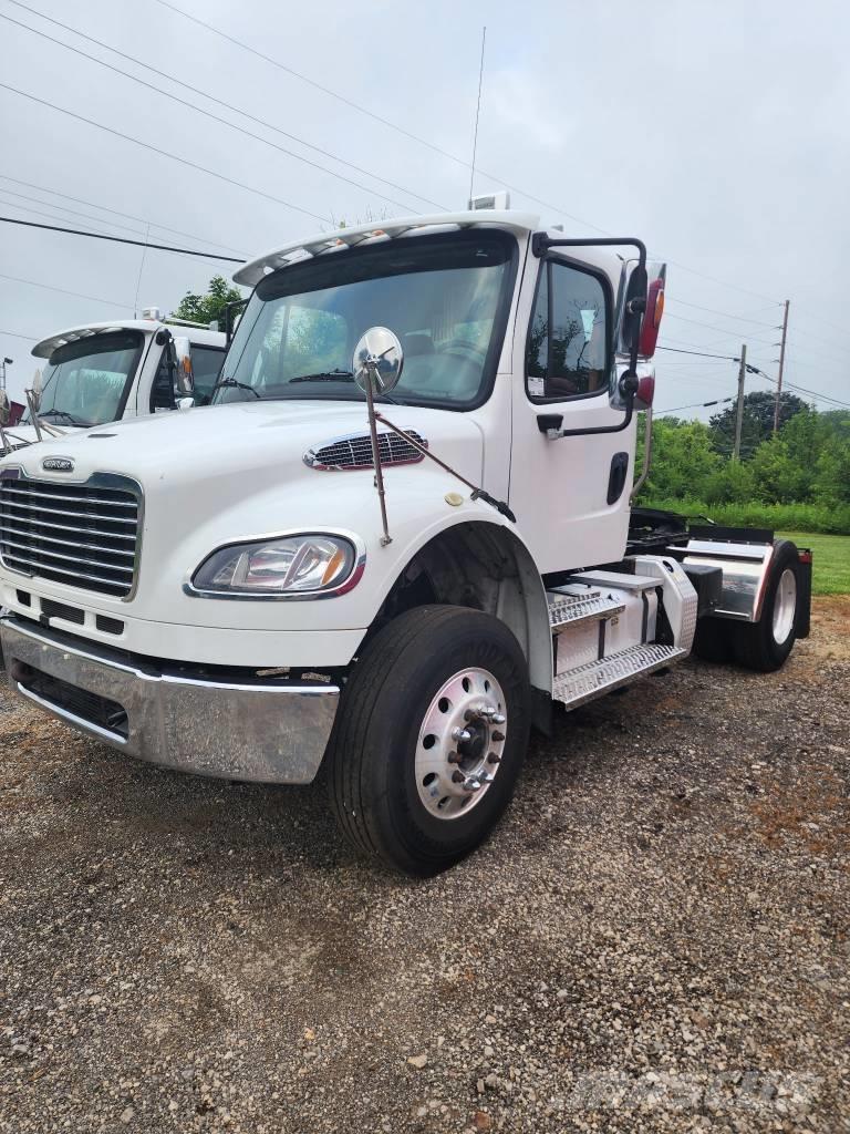 Freightliner M2 Седельные тягачи