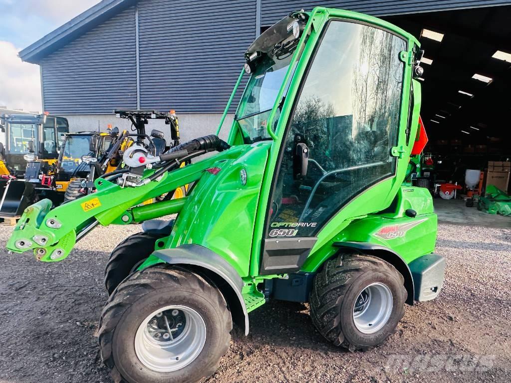 Avant 650 i Многофункциональные сельскохозяйственные погрузчики