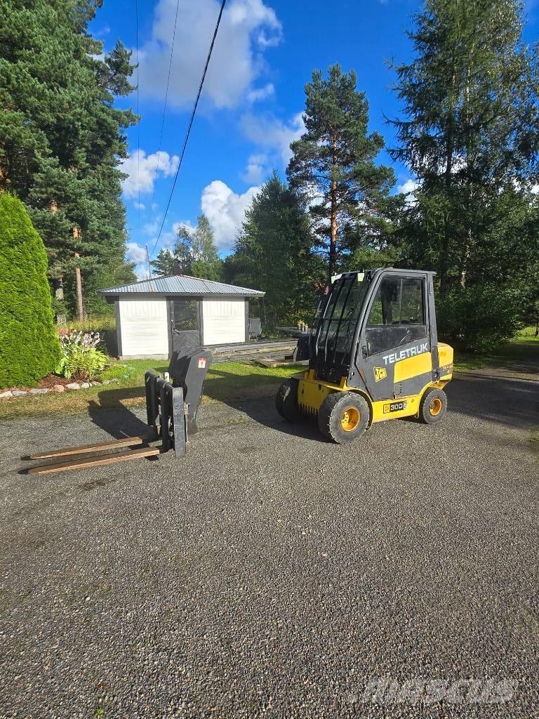 JCB TLT 30 D Телескопические погрузчики