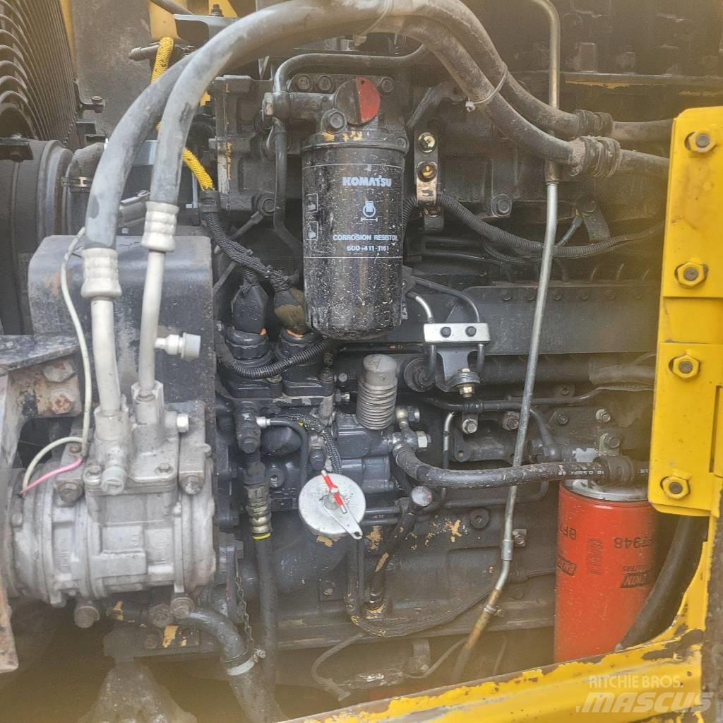 Komatsu WA500 Фронтальные погрузчики