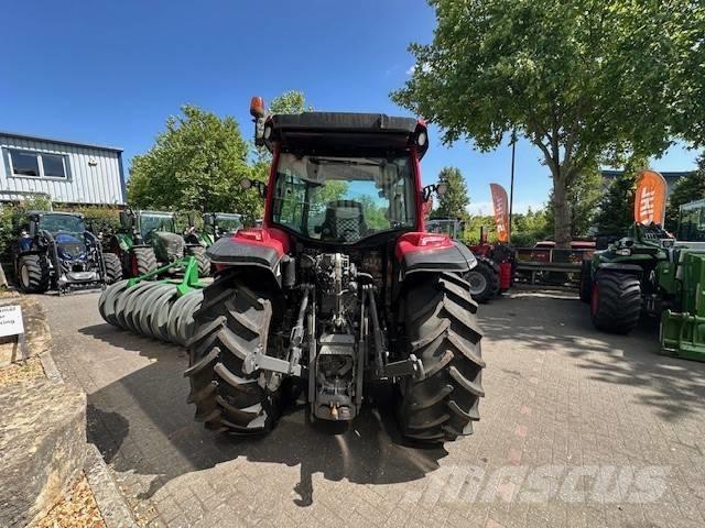 Valtra A 115 MH4 Трактора