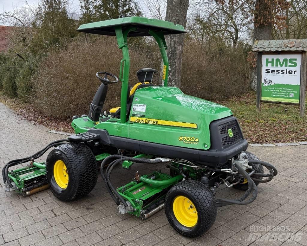 John Deere 8700 A Косилки фарватера