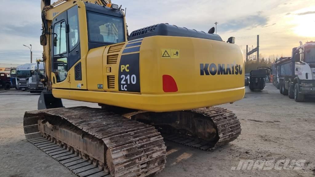 Komatsu PC 210 LC Гусеничные экскаваторы