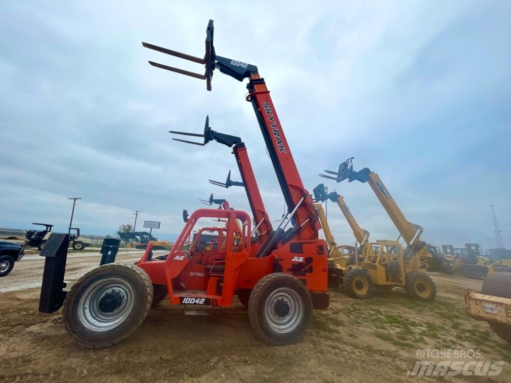 JLG 10042 Телескопические погрузчики