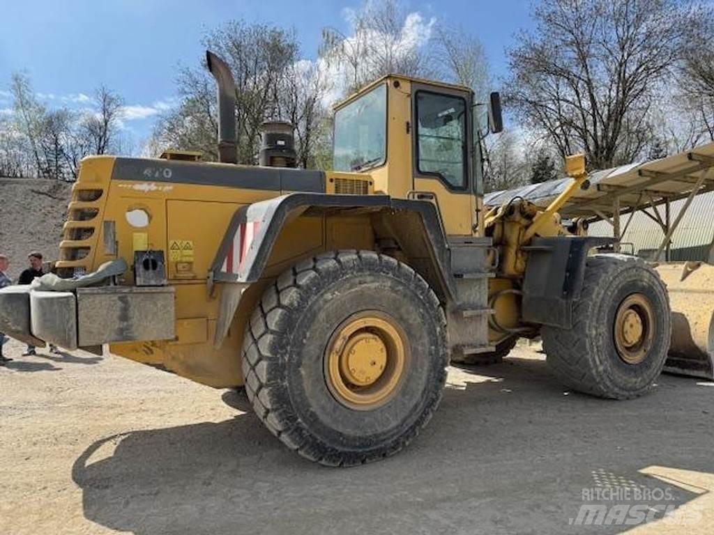 Komatsu WA 470-3H Фронтальные погрузчики