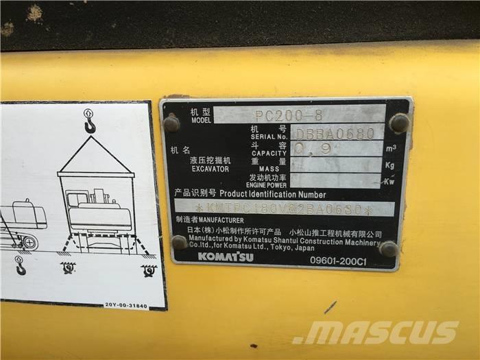 Komatsu PC 200-8 Гусеничные экскаваторы