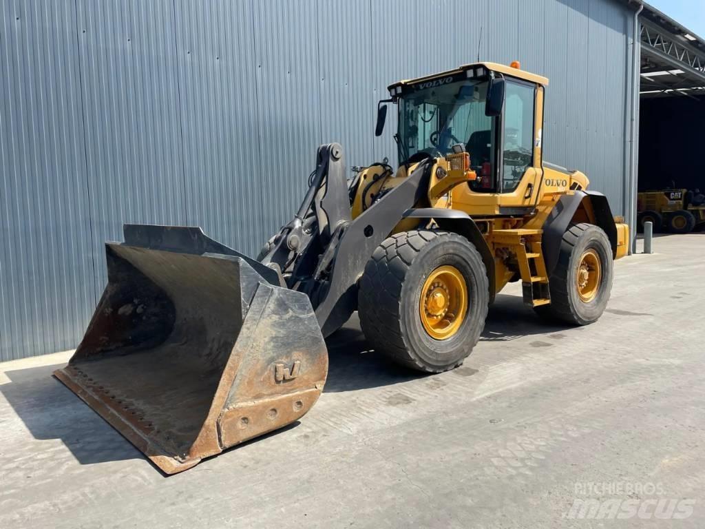 Volvo L90F - 3rd valve Фронтальные погрузчики