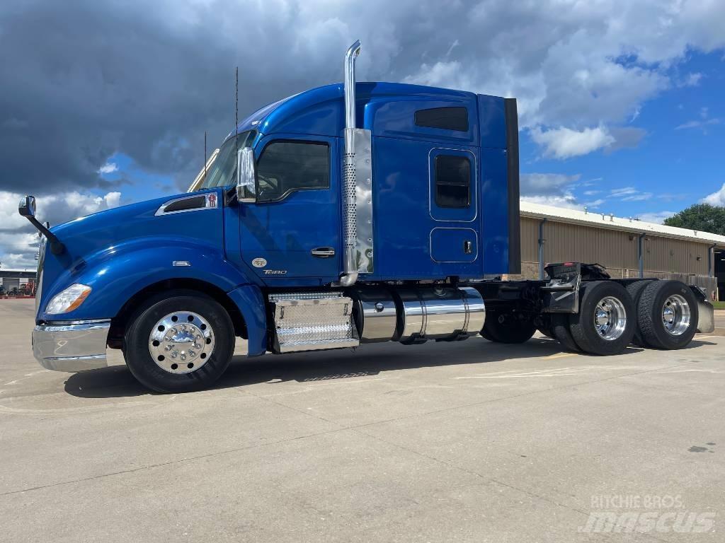 Kenworth T 680 Седельные тягачи