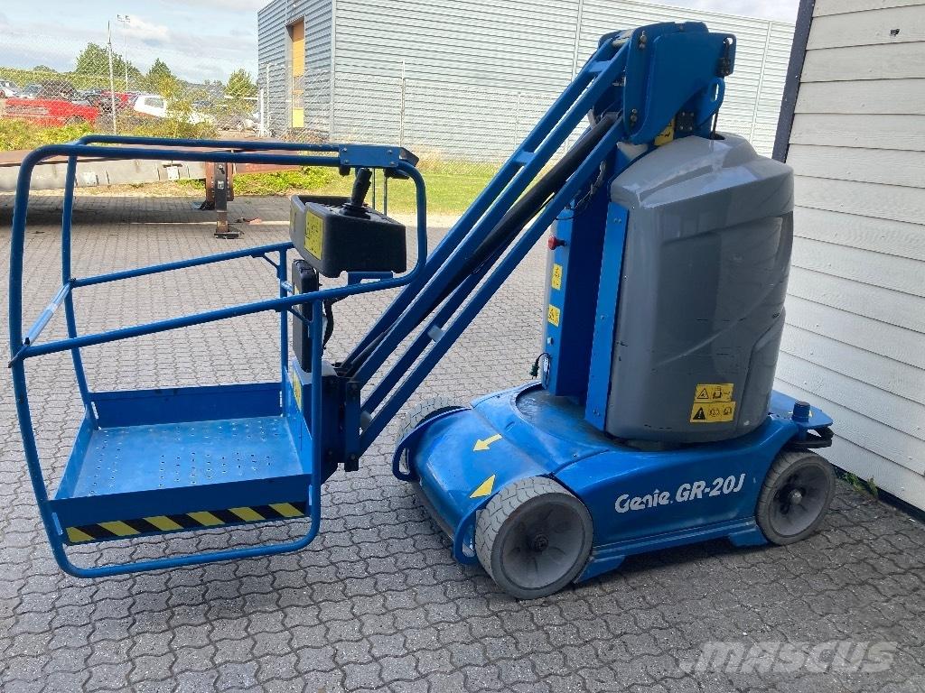Genie GR 20 J Вертикальные мачтовые подъемники