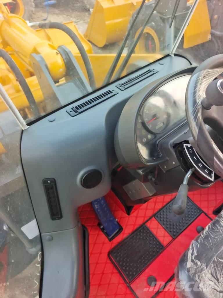 SDLG LG 956 F Фронтальные погрузчики