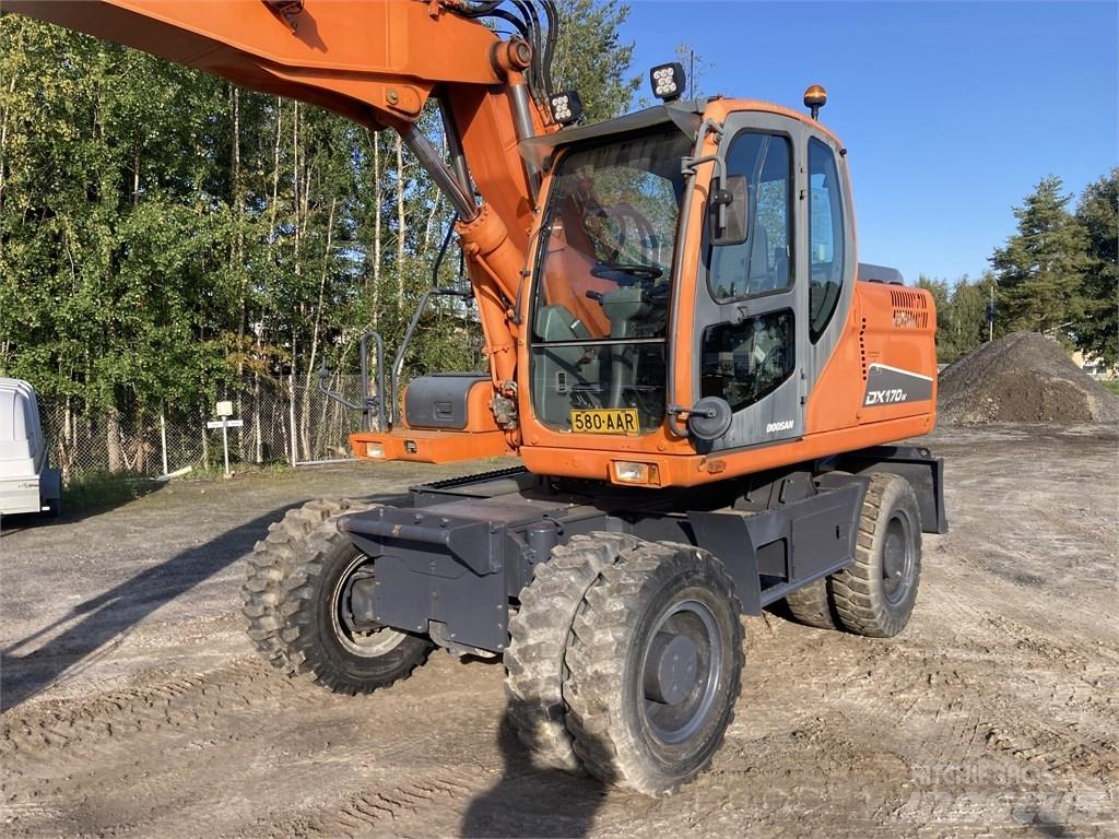 Doosan DX 170 W Колёсные экскаваторы