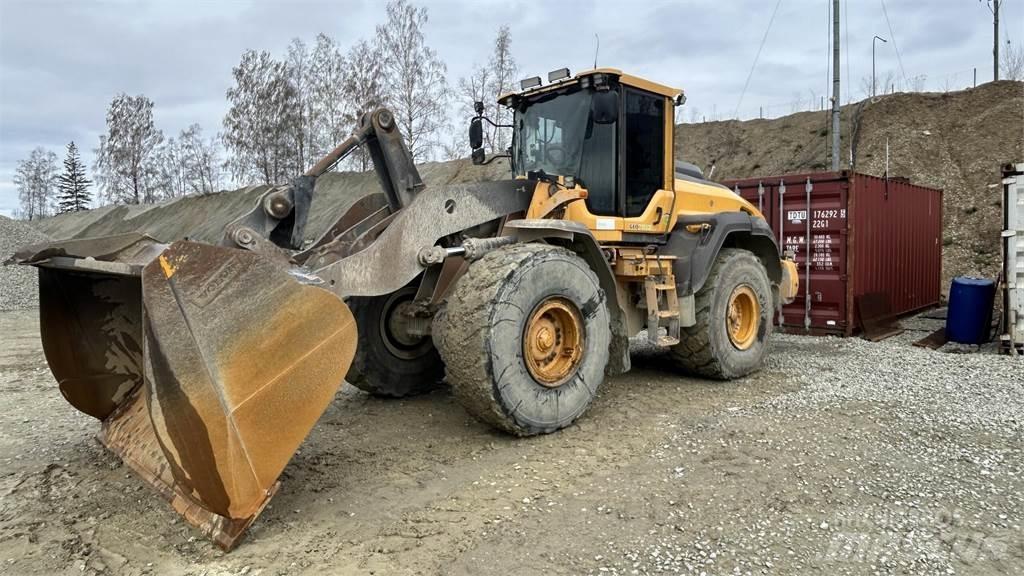 Volvo L120H Фронтальные погрузчики