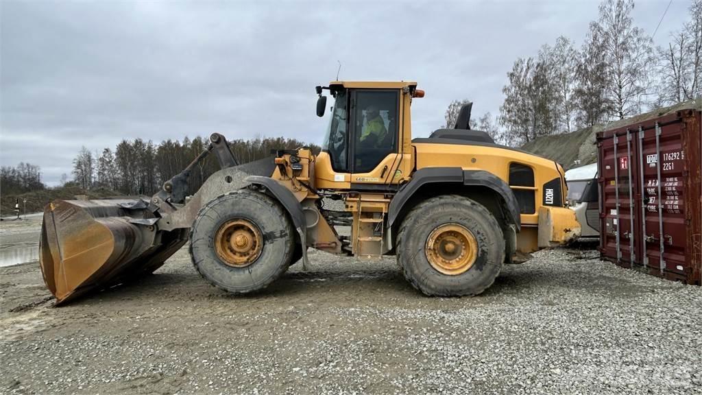 Volvo L120H Фронтальные погрузчики