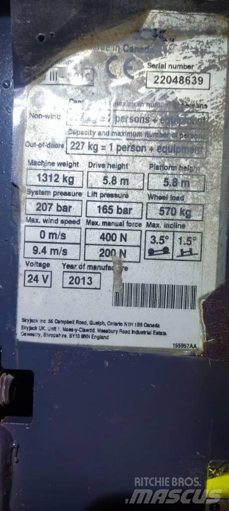 SkyJack Sjiii3219 Ножничные подъемники
