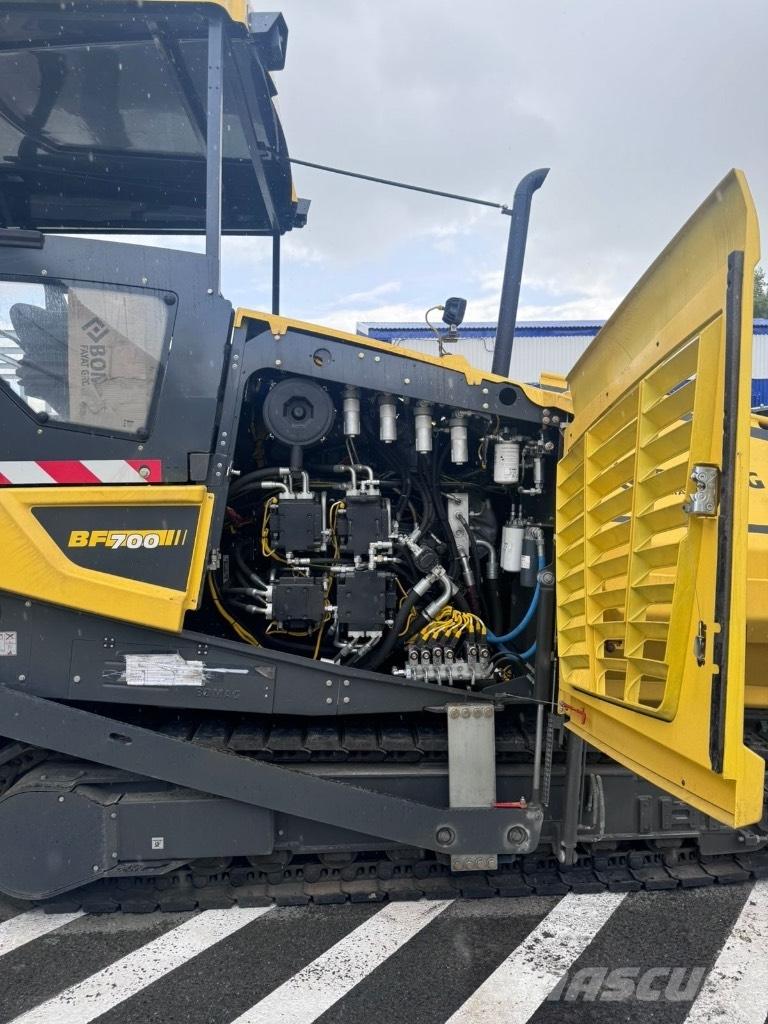 Bomag BF 700 C-3 L Асфальтоукладчики