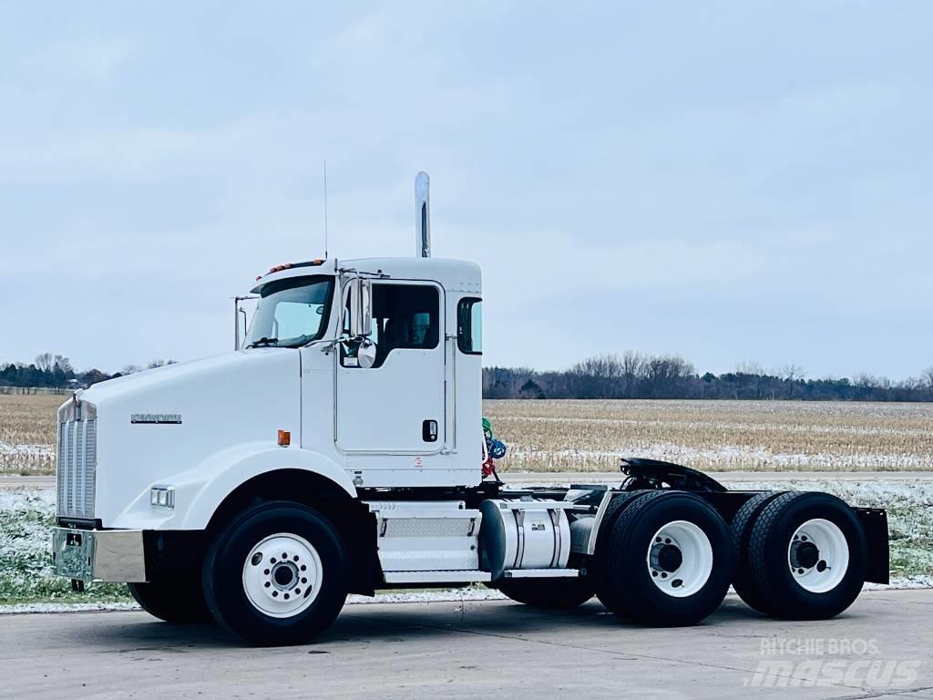 Kenworth T 800 Седельные тягачи