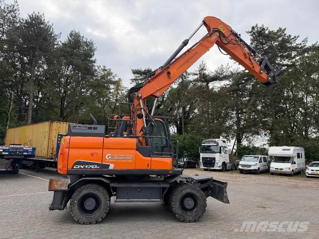 Doosan DX170W-5 Колёсные экскаваторы