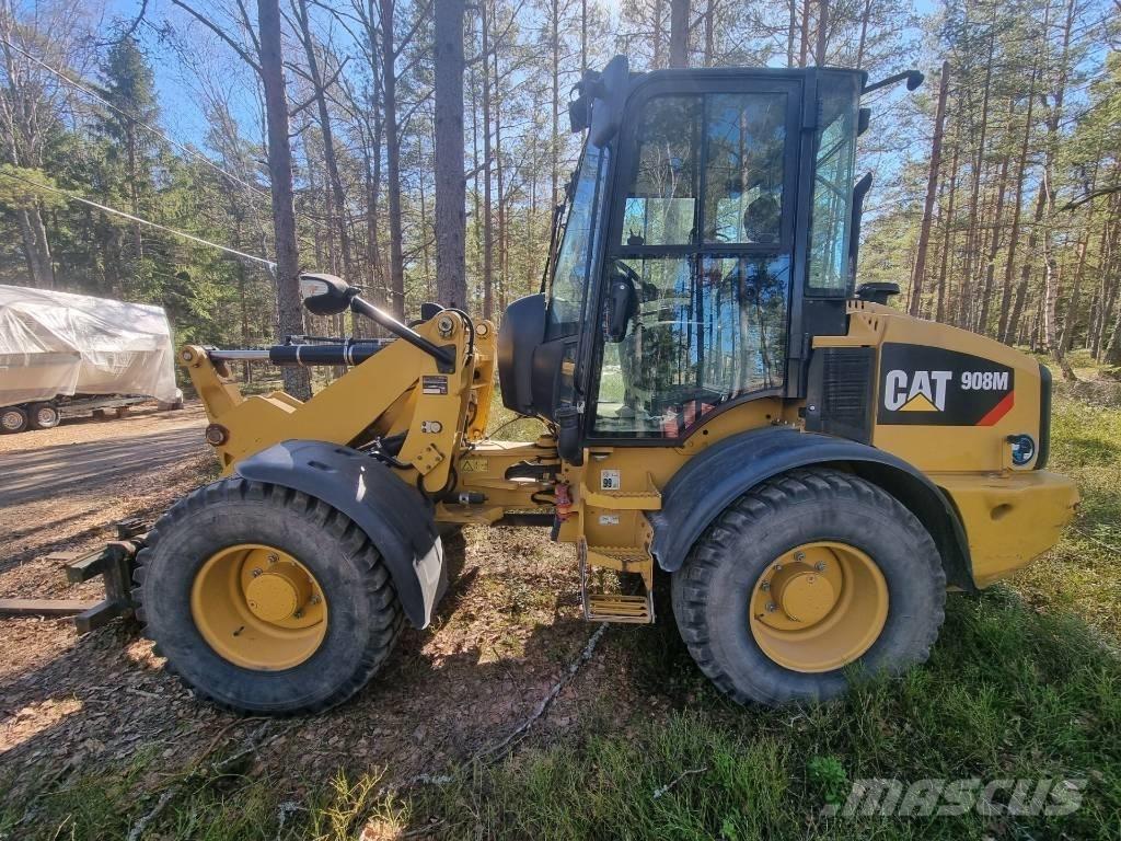 CAT 908 M - 2015 Фронтальные погрузчики