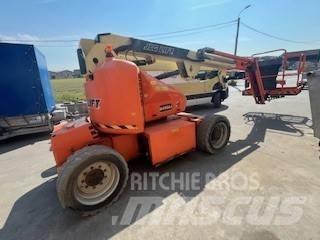 JLG M 450 AJ Коленчатые подъемники