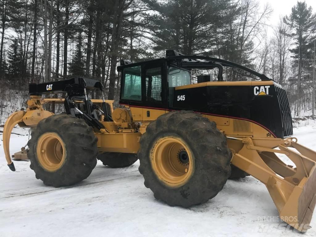 CAT 545 Трелевочные трактора