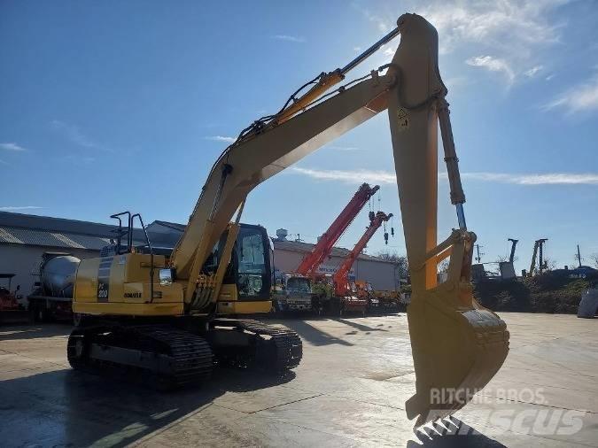 Komatsu PC 200 Гусеничные экскаваторы