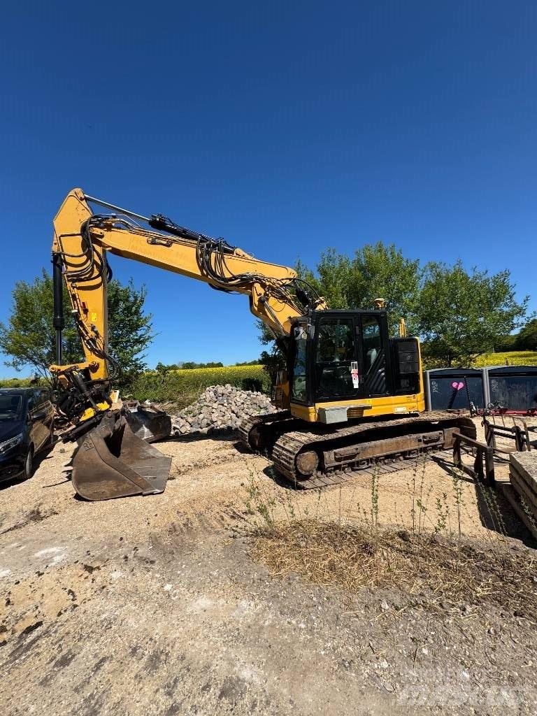 CAT 325 FL CR Гусеничные экскаваторы
